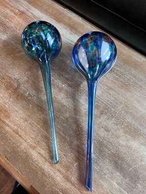 𝑺𝒆𝒕 𝒐𝒇 𝒕𝒘𝒐 Hand Blown Glass Watering Globes / Bulbs